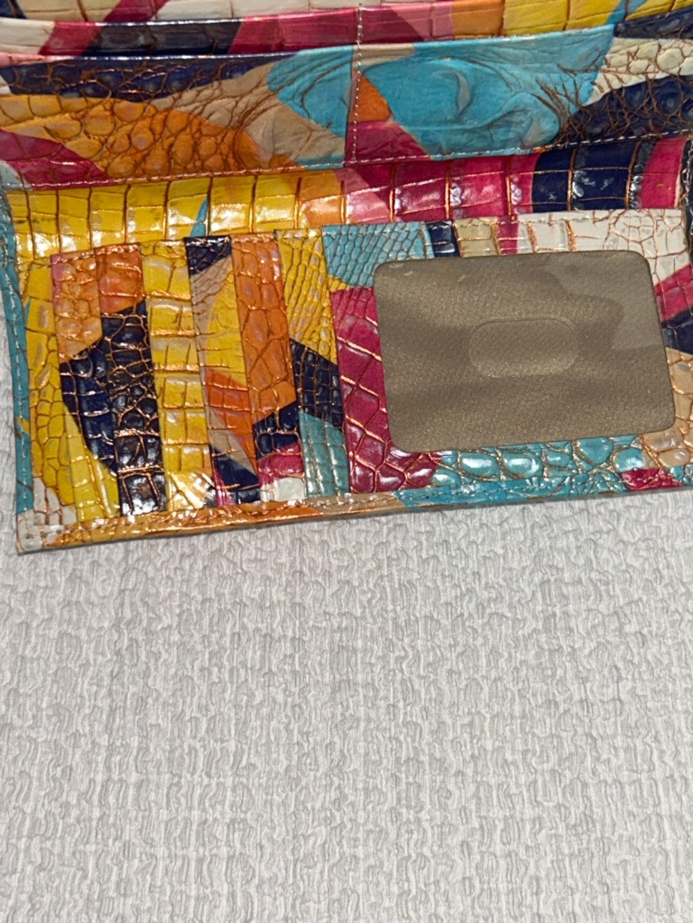 Gorgeous Brahmin Wallet - Picture 6 of 11